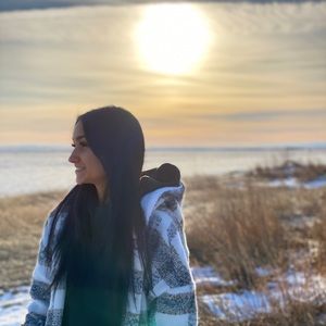 Meet your Posher, Hailey